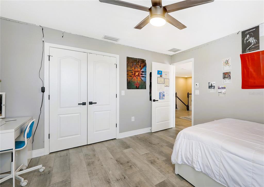 Sarasota, Florida, 34243, United States, 5 Bedrooms Bedrooms, ,4 BathroomsBathrooms,Residential,For Sale,1927282