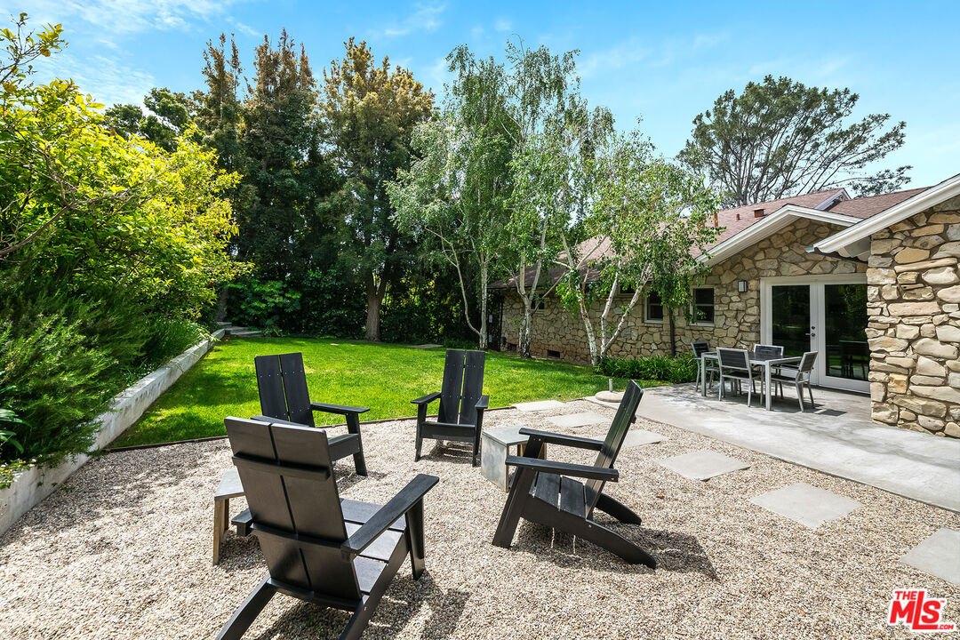 Los Angeles, California, 90077, United States, 5 Bedrooms Bedrooms, ,7 BathroomsBathrooms,Residential,For Sale,1827640