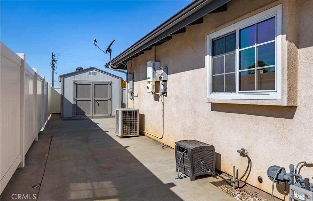 Yucaipa, California, 92399, United States, 3 Bedrooms Bedrooms, ,2 BathroomsBathrooms,Residential,For Sale,1982826