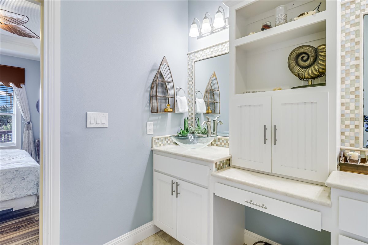 Port Aransas, Texas, 78373, United States, 3 Bedrooms Bedrooms, ,3 BathroomsBathrooms,Residential,For Sale,1984439