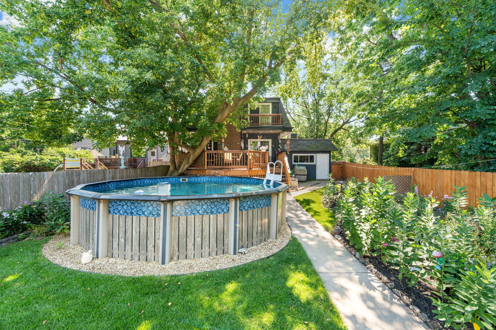 Chicago, Illinois, 60631, United States, 6 Bedrooms Bedrooms, ,4 BathroomsBathrooms,Residential,For Sale,1920979