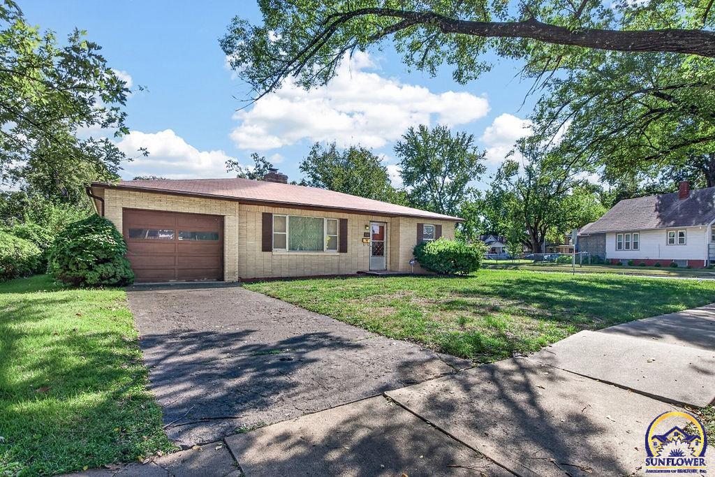 Broadmoor Ave, Topeka, KS 66606 #1