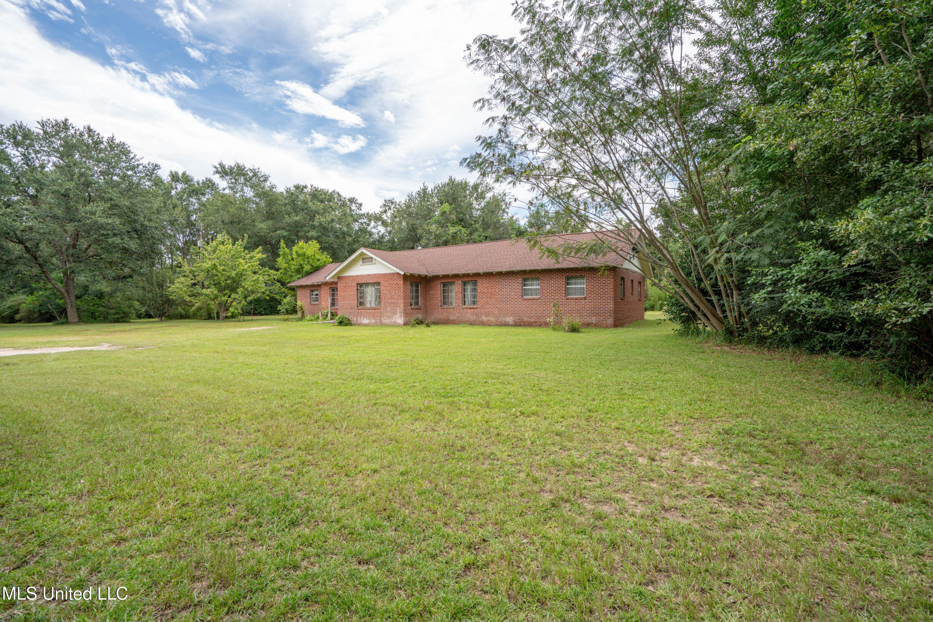 Gulfport, Mississippi, 39503, United States, ,Residential,For Sale,1916429
