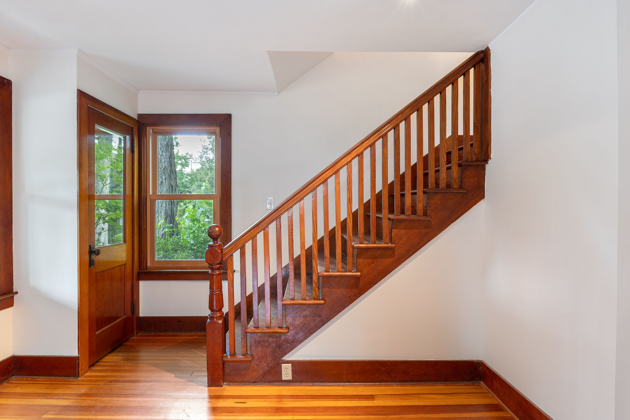  6 Pinewood Avenue, Saratoga Springs, NY, 12866 - 物件實景