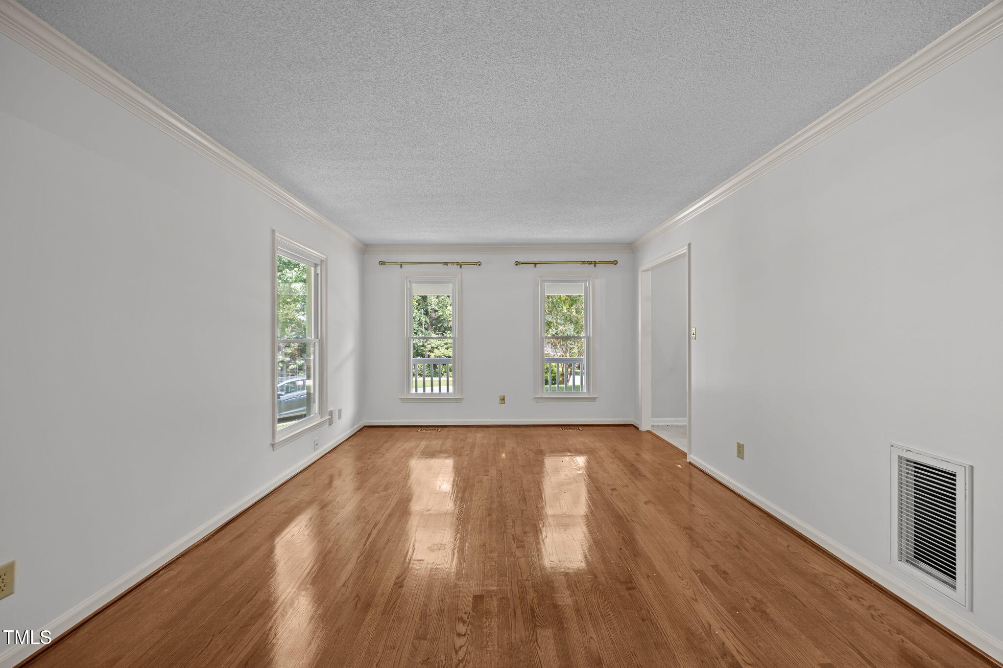 Raleigh, North Carolina, 27615, United States, 4 Bedrooms Bedrooms, ,3 BathroomsBathrooms,Residential,For Sale,1907534