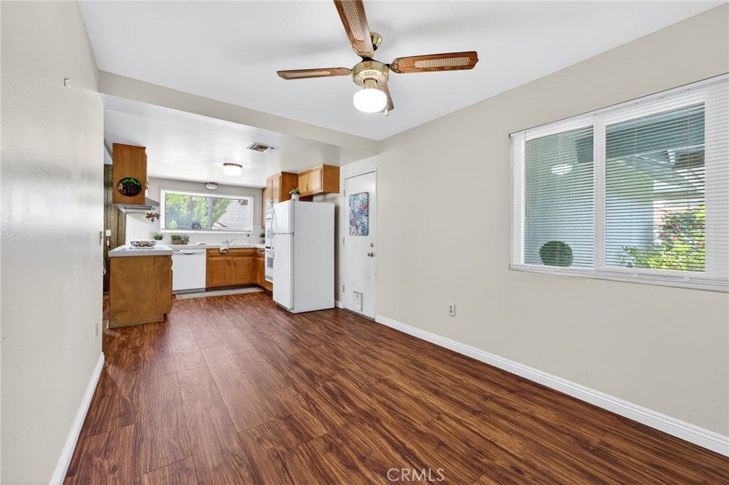 Redlands, California, 92373, United States, 4 Bedrooms Bedrooms, ,2 BathroomsBathrooms,Residential,For Sale,2048890