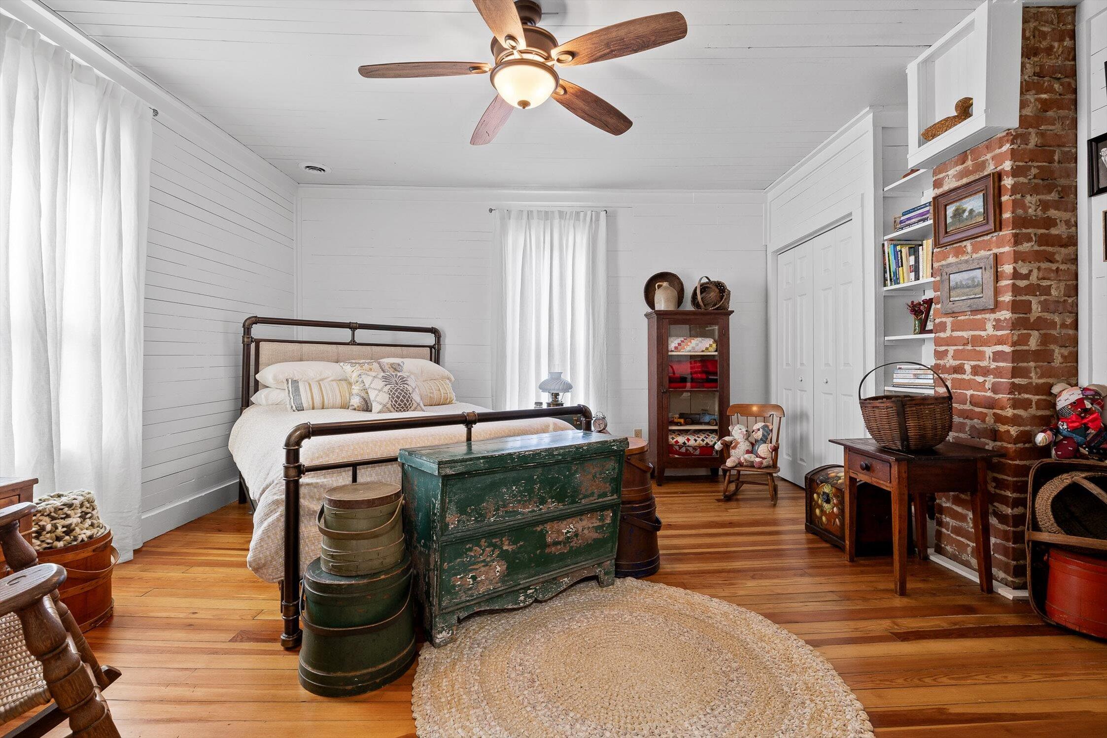 Mentone, Alabama, 35984, United States, 3 Bedrooms Bedrooms, ,2 BathroomsBathrooms,Residential,For Sale,1973723