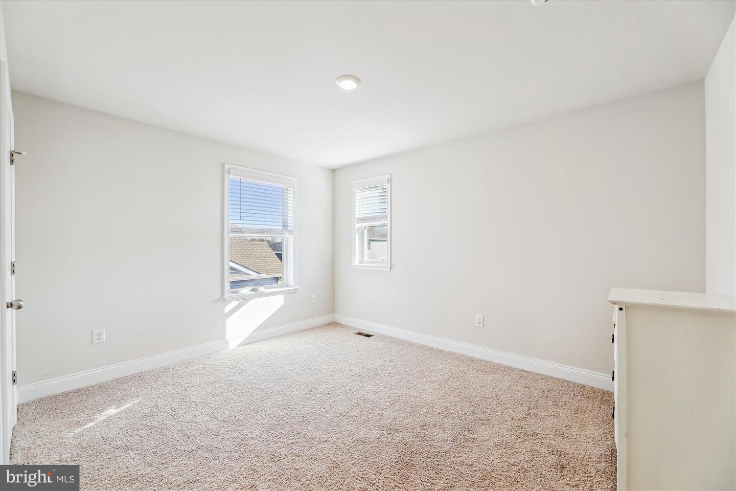Lewes, Delaware, 19958, United States, 5 Bedrooms Bedrooms, ,4 BathroomsBathrooms,Residential,For Sale,1885507