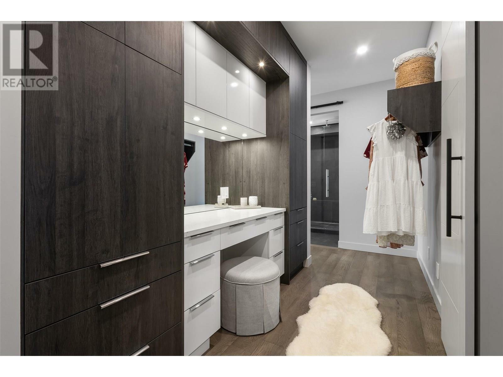 KELOWNA, British Columbia, V4V 1N4, CA, 4 Bedrooms Bedrooms, ,3 BathroomsBathrooms,Residential,For Sale,1859921