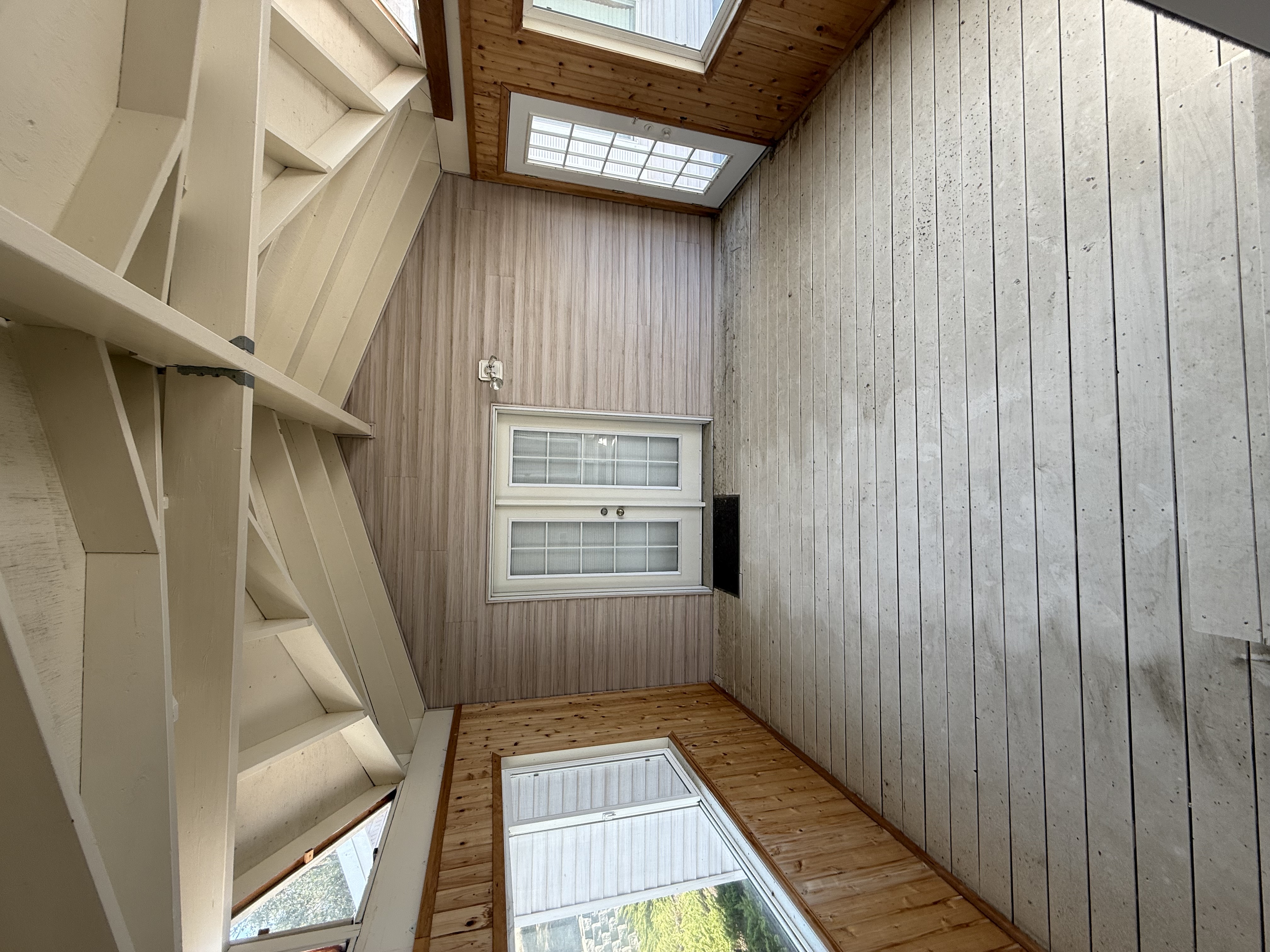 Sagle, Idaho, 83860, United States, 5 Bedrooms Bedrooms, ,4 BathroomsBathrooms,Residential,For Sale,1982064