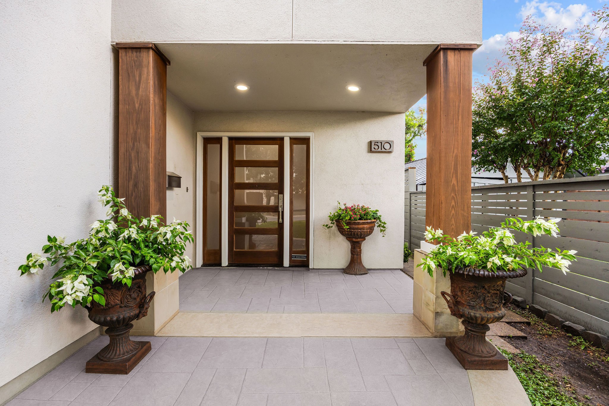  510 Birdsall Street - 物件實景