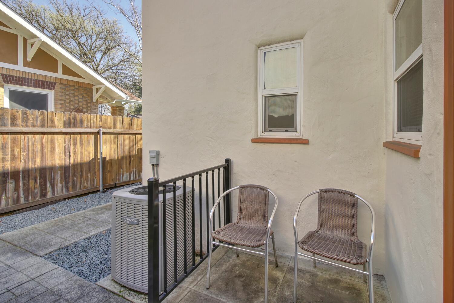 Sacramento, California, 95816, United States, ,Residential,For Sale,1862209