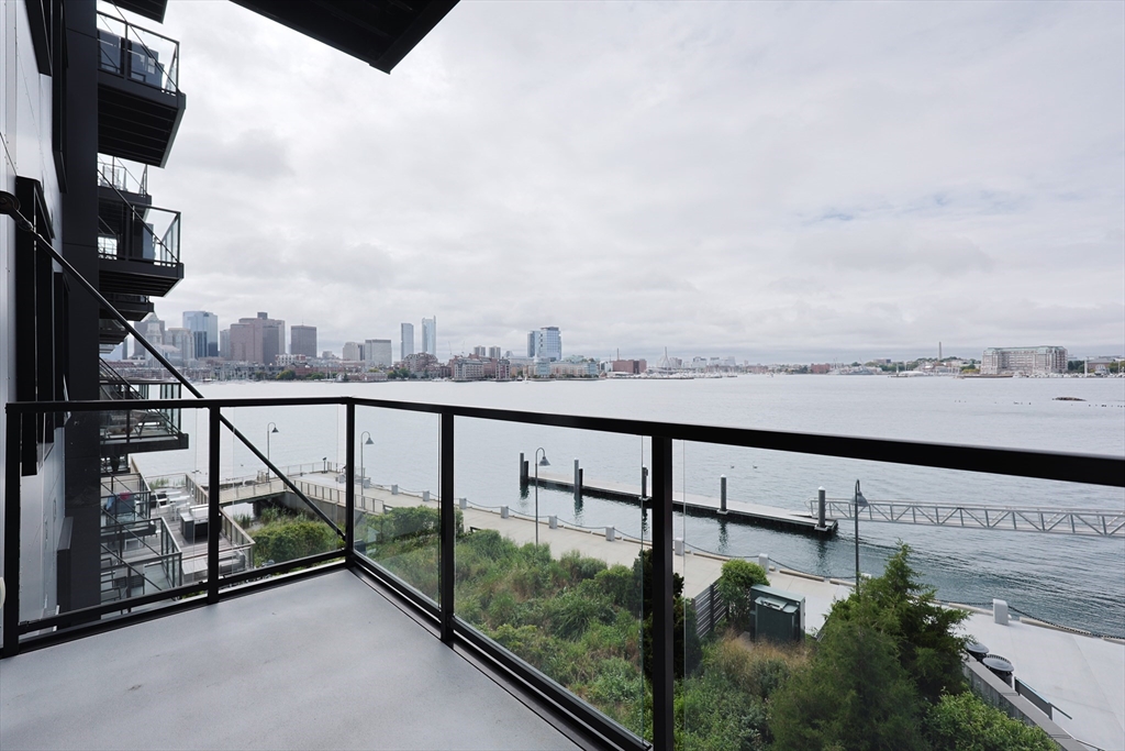 Boston, Massachusetts, 02128, United States, 2 Bedrooms Bedrooms, ,2 BathroomsBathrooms,Residential,For Sale,1787695