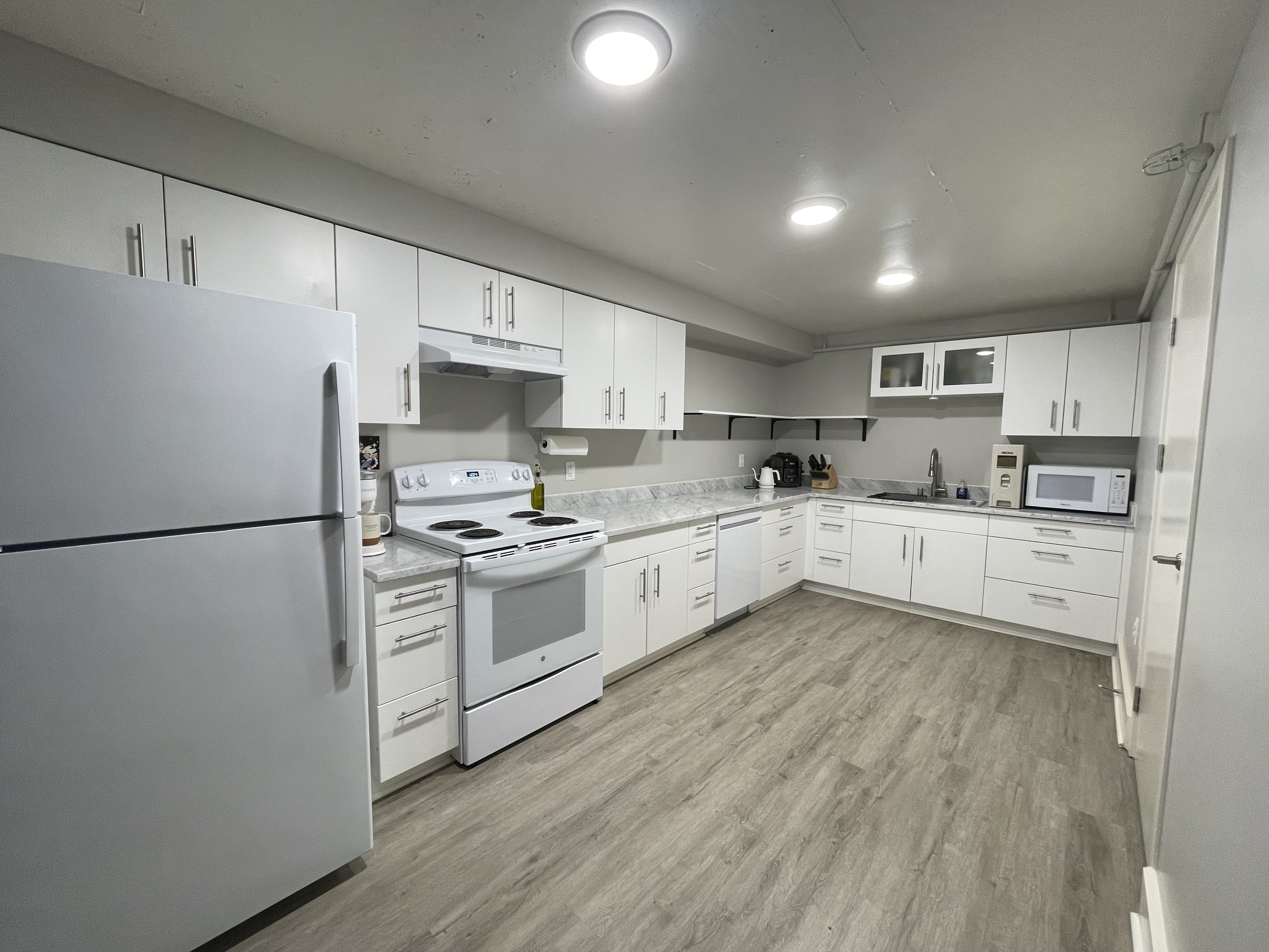 Honolulu, Hawaii, 96813, United States, 1 Bedroom Bedrooms, ,1 BathroomBathrooms,Residential,For Sale,1982854