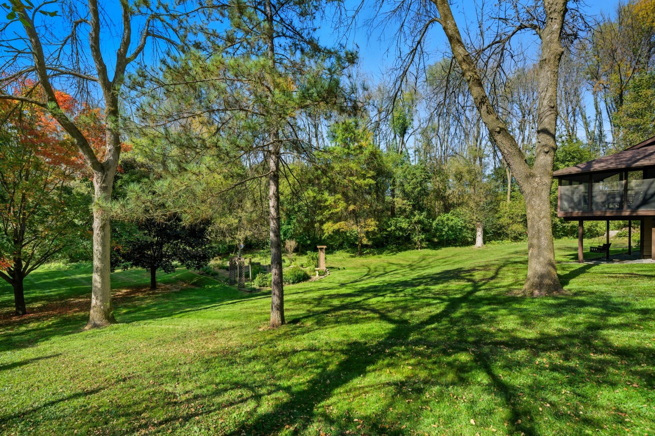 Warren Twp, Wisconsin, 54023, United States, 3 Bedrooms Bedrooms, ,1 BathroomBathrooms,Residential,For Sale,1961438