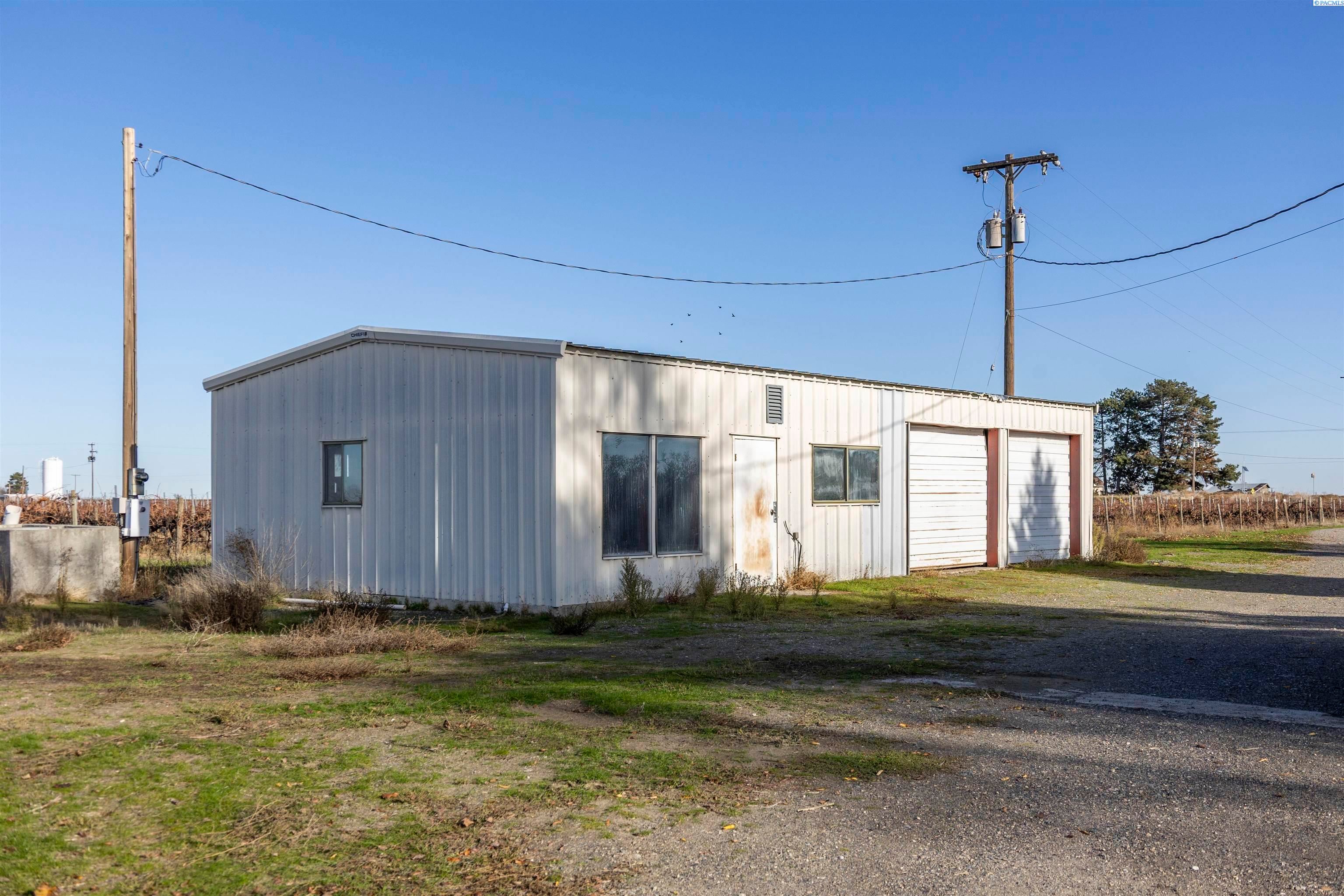 Pasco, Washington, 99301, United States, ,Residential,For Sale,1998040