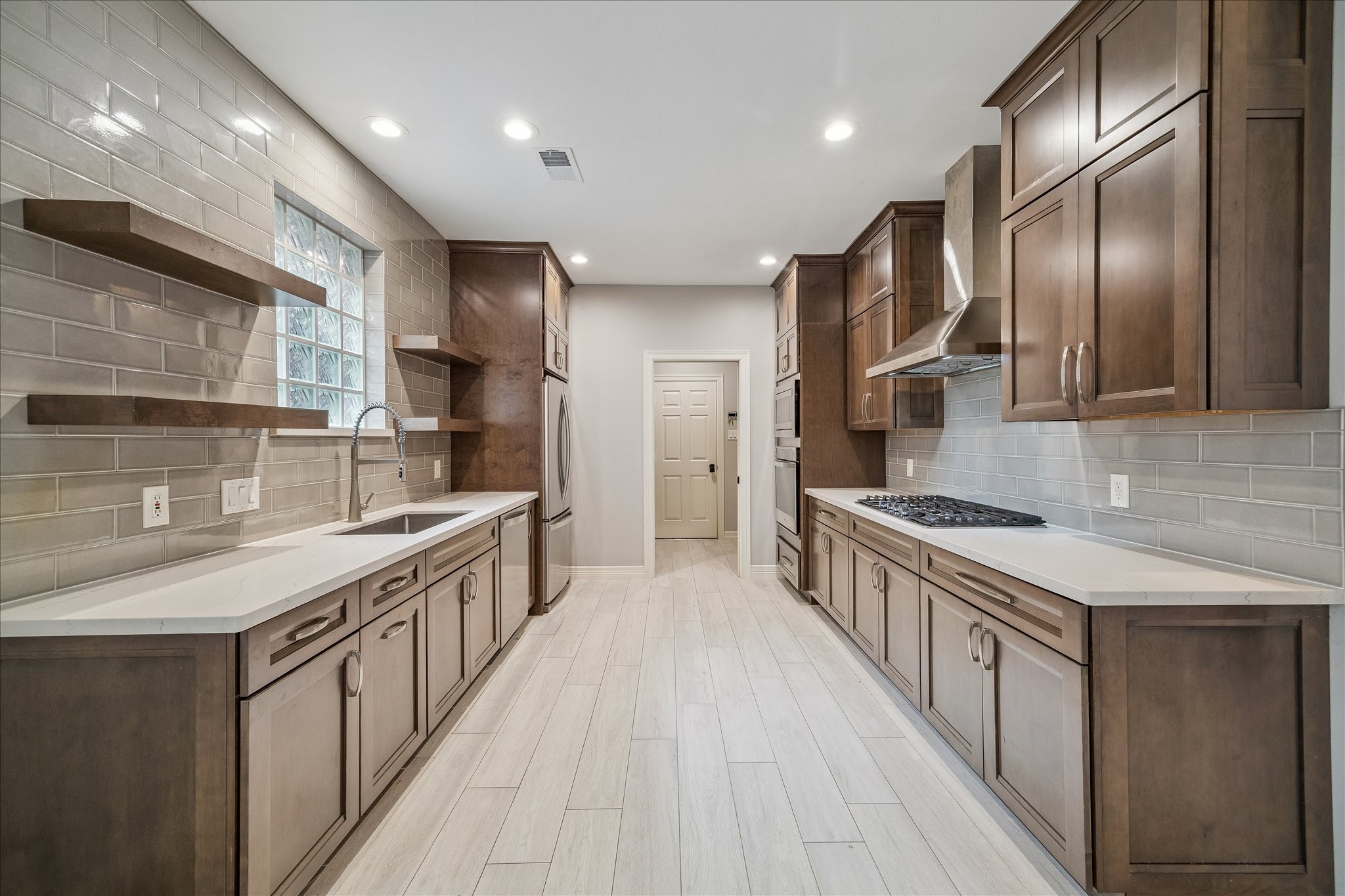  3115 Cedar Knolls Drive - 物件實景