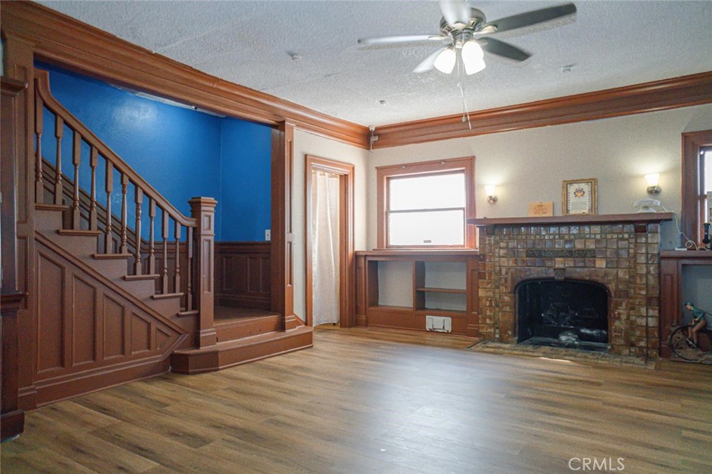Los Angeles, California, 90061, United States, ,Residential,For Sale,1855356