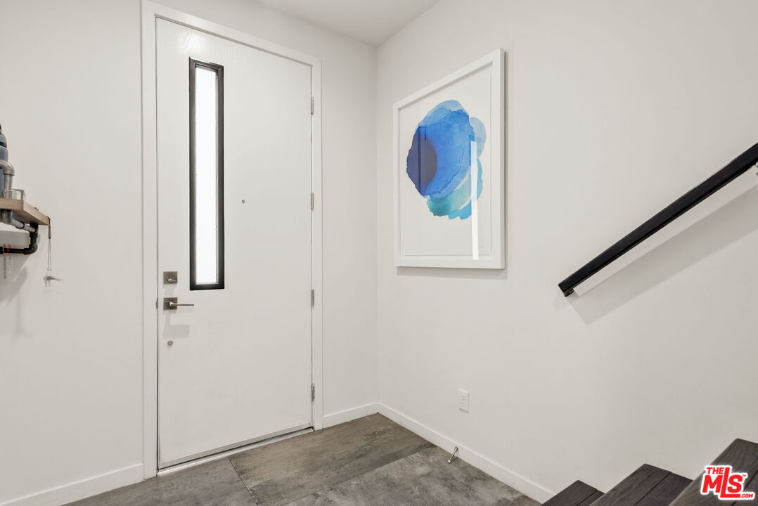 Los Angeles, California, 90026, United States, 3 Bedrooms Bedrooms, ,4 BathroomsBathrooms,Residential,For Sale,1829395