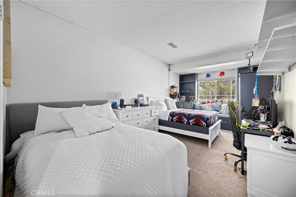 Riverside, California, 92503, United States, 4 Bedrooms Bedrooms, ,3 BathroomsBathrooms,Residential,For Sale,1875571