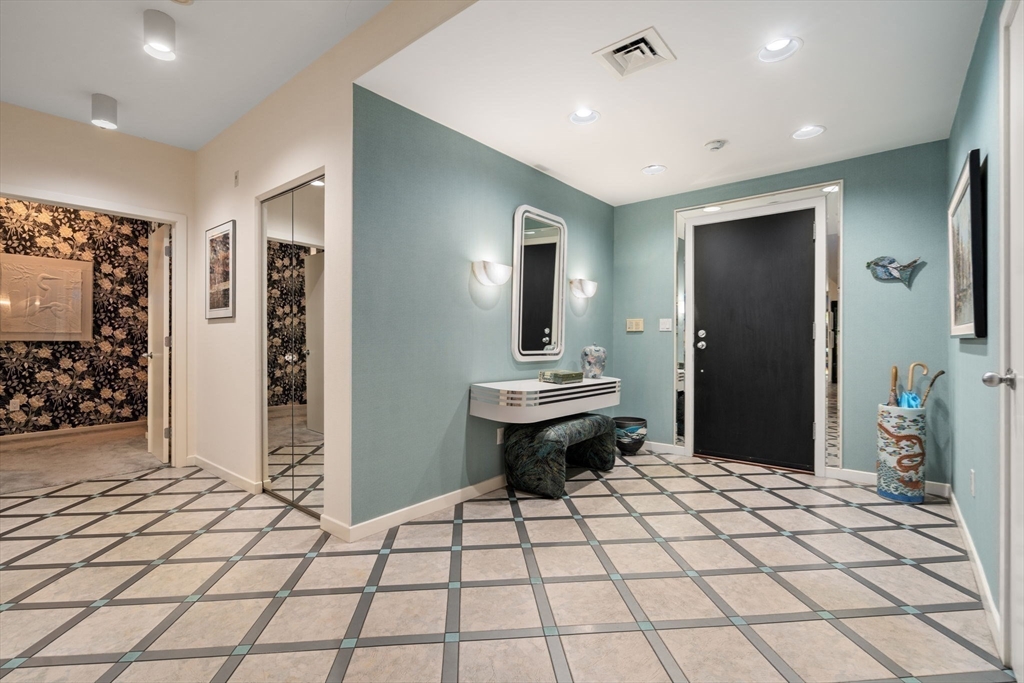 Boston, Massachusetts, 02467, United States, 2 Bedrooms Bedrooms, ,3 BathroomsBathrooms,Residential,For Sale,1940197