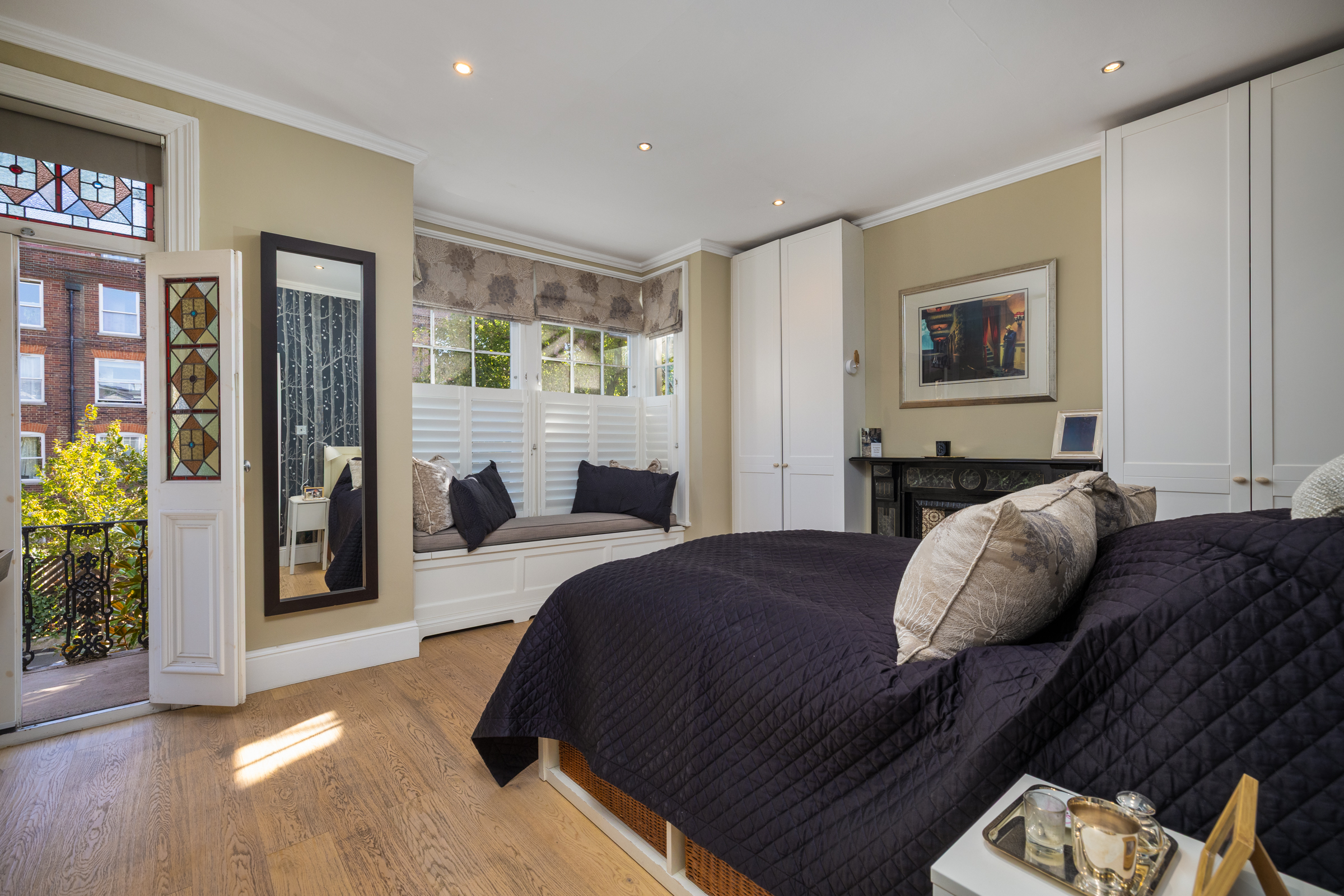  A Characterful Fulham house with a West-facing Garden and Roof Terrace - 物件實景