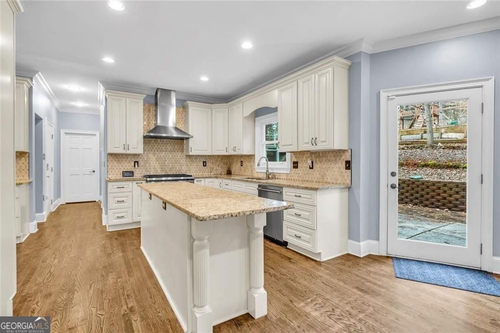 Stone Mountain, Georgia, 30087, United States, 6 Bedrooms Bedrooms, ,5 BathroomsBathrooms,Residential,For Sale,2021224