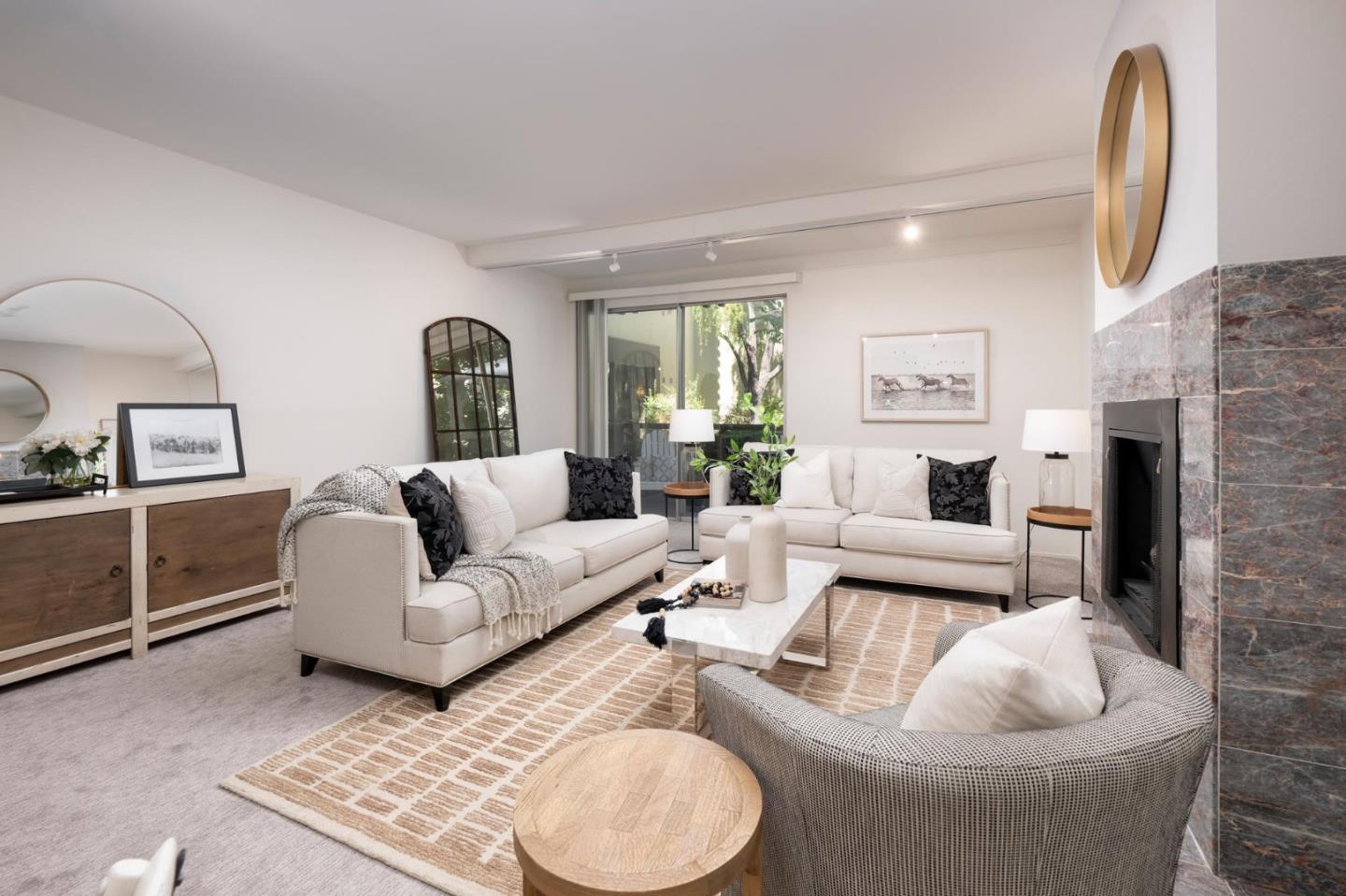 San Mateo, California, 94403, United States, 1 Bedroom Bedrooms, ,1 BathroomBathrooms,Residential,For Sale,1903625