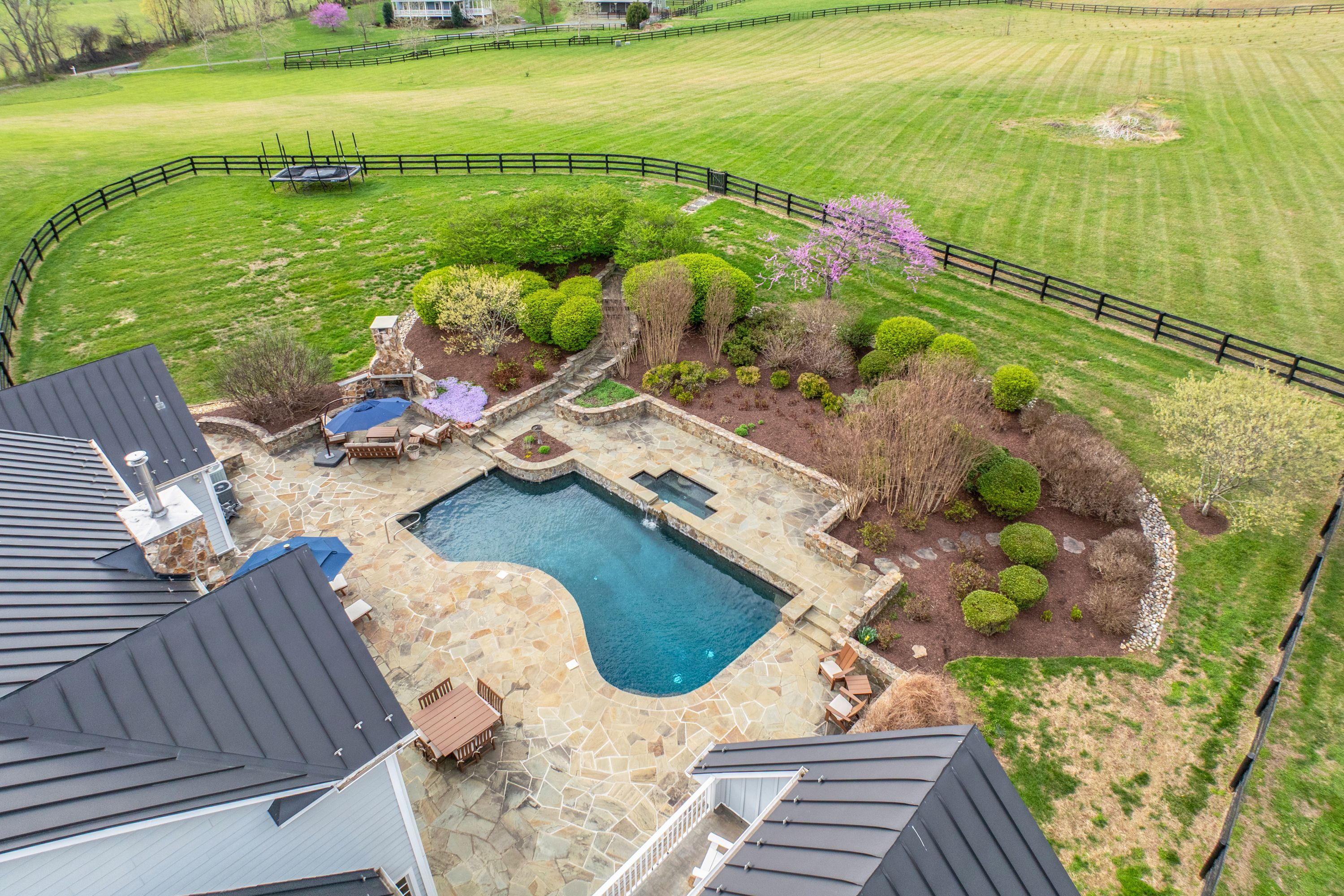  15718 Old Waterford Road, Paeonian Springs, VA, 20129 - 物件實景