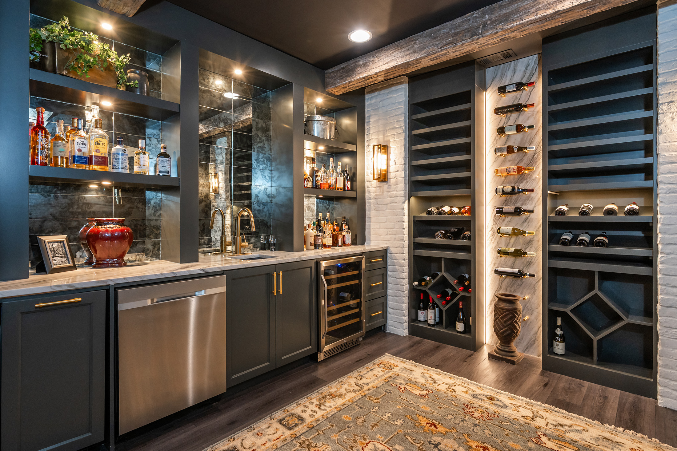  Welcome Home to this Impeccably maintained and Beautifully Appointed Estate - 物件實景