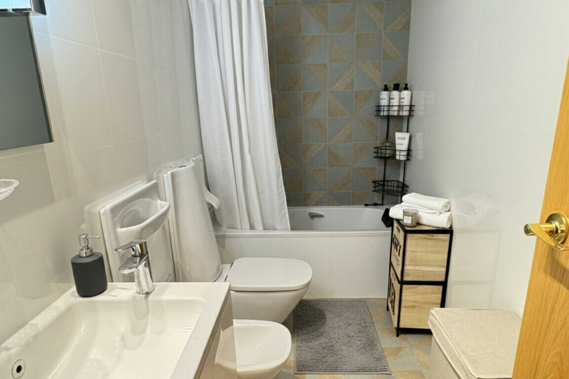  Modern 3-bedroom duplex in Poble Sec with spectacular sea views - 物件實景