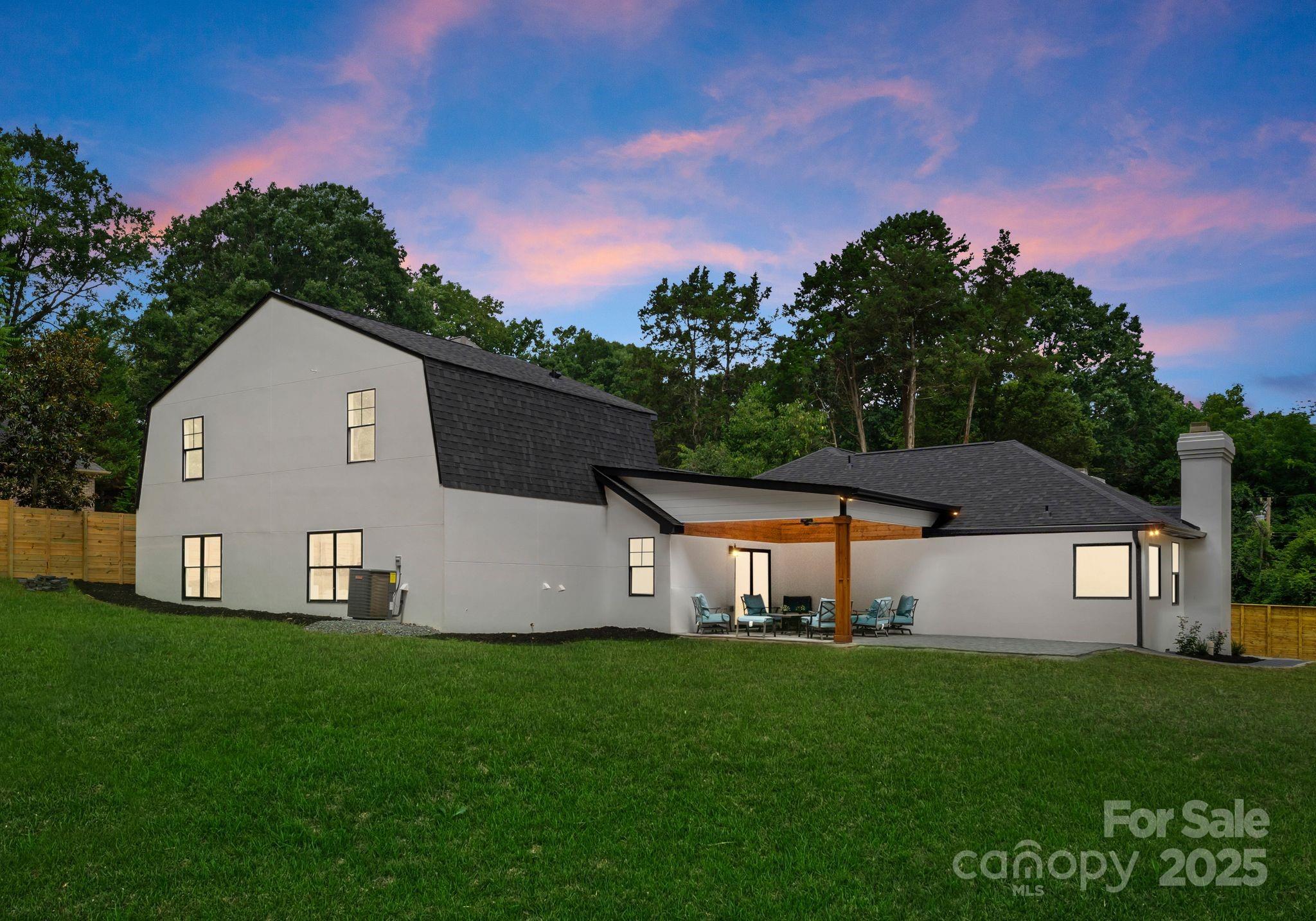 Charlotte, North Carolina, 28226, United States, 6 Bedrooms Bedrooms, ,5 BathroomsBathrooms,Residential,For Sale,1901811