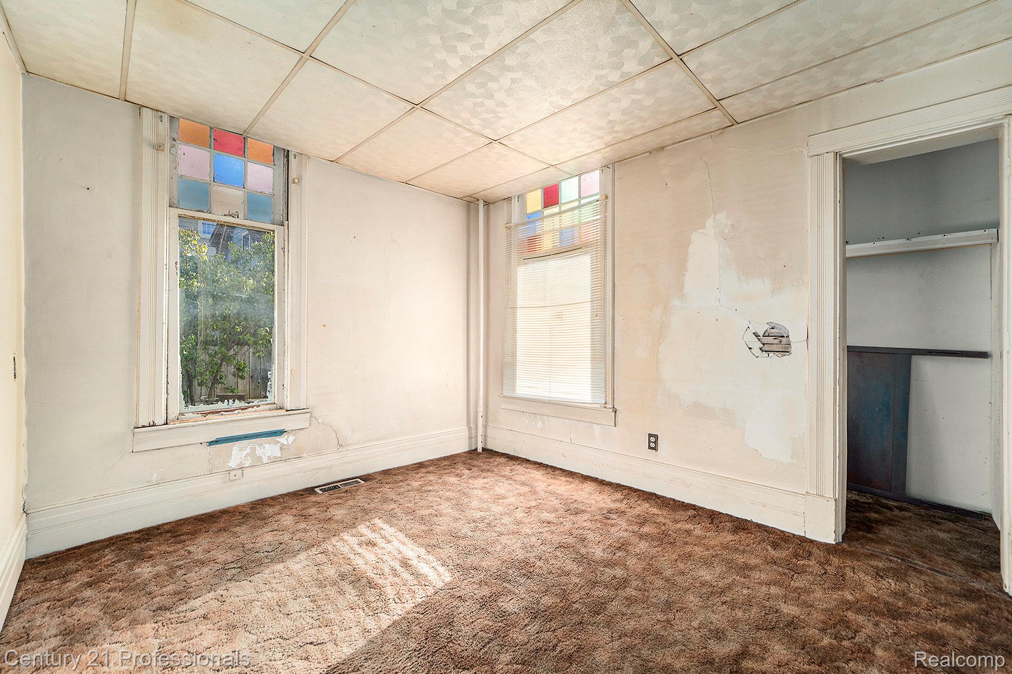 Rochester, Michigan, 48307, United States, ,4 BathroomsBathrooms,Residential,For Sale,1983342