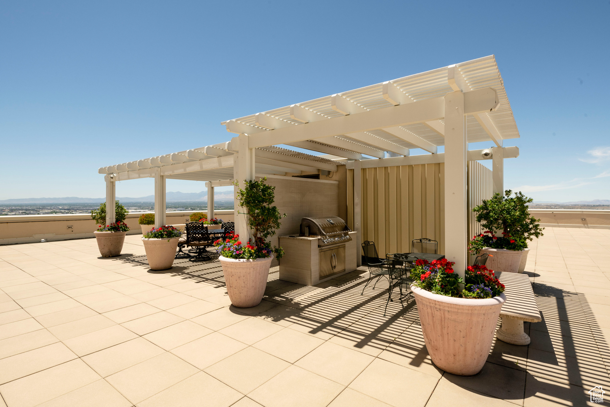 Salt Lake City, Utah, 84101, United States, 2 Bedrooms Bedrooms, ,1 BathroomBathrooms,Residential,For Sale,1897023