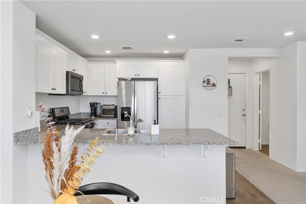 Murrieta, California, 92563, United States, 3 Bedrooms Bedrooms, ,3 BathroomsBathrooms,Residential,For Sale,1946900