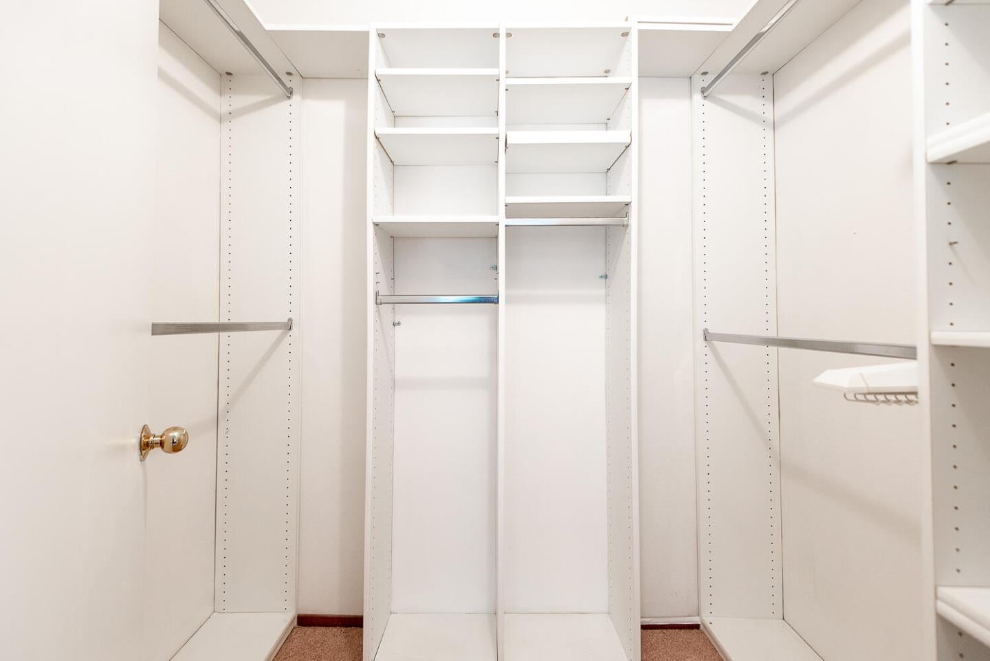 San Jose - Blossom Valley, California, 95123, United States, 4 Bedrooms Bedrooms, ,2 BathroomsBathrooms,Residential,For Sale,1732910