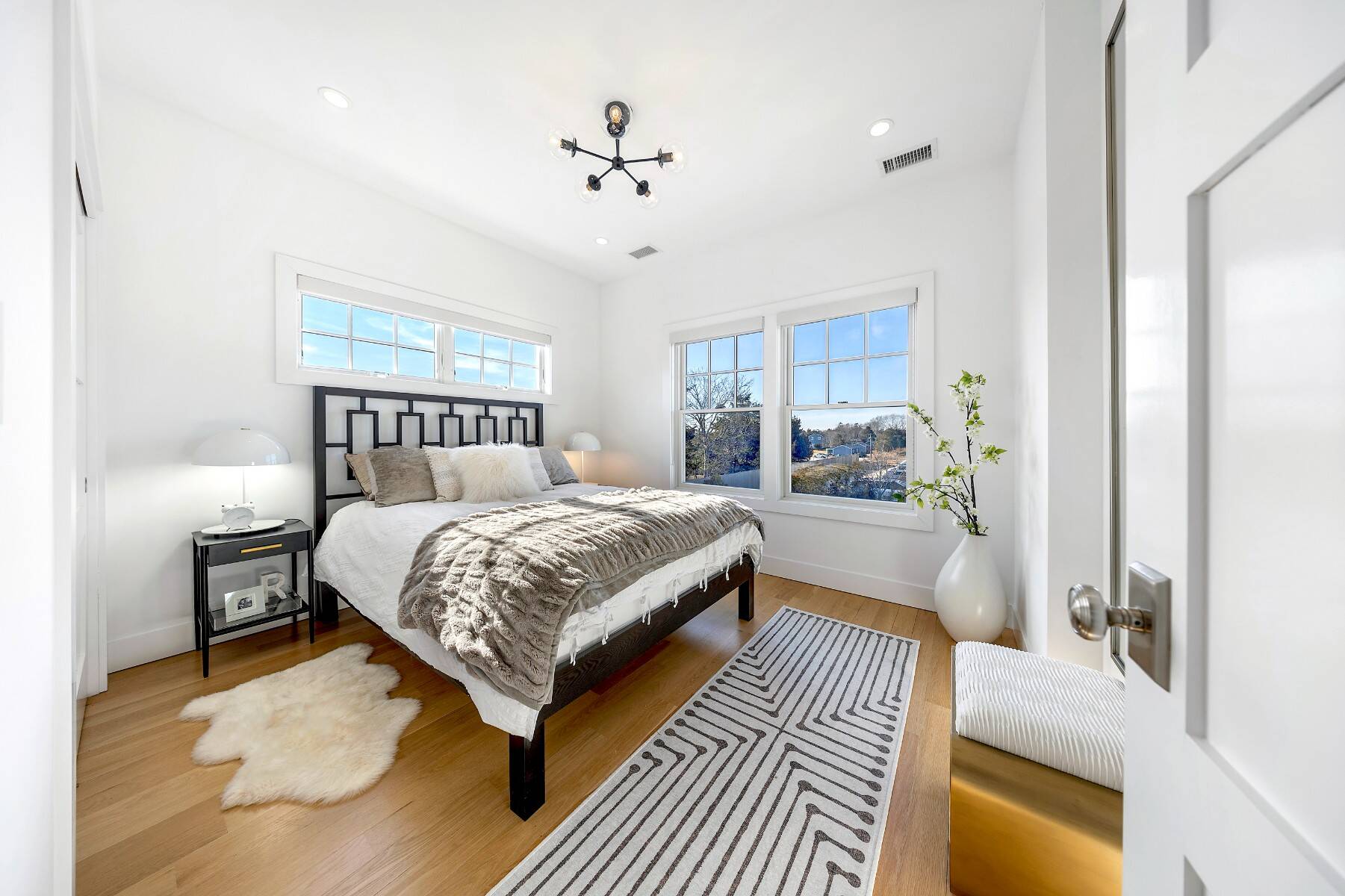  Mint-Condition Condo with Pool & Dock - 1.5 miles to Ocean Beach - 物件實景