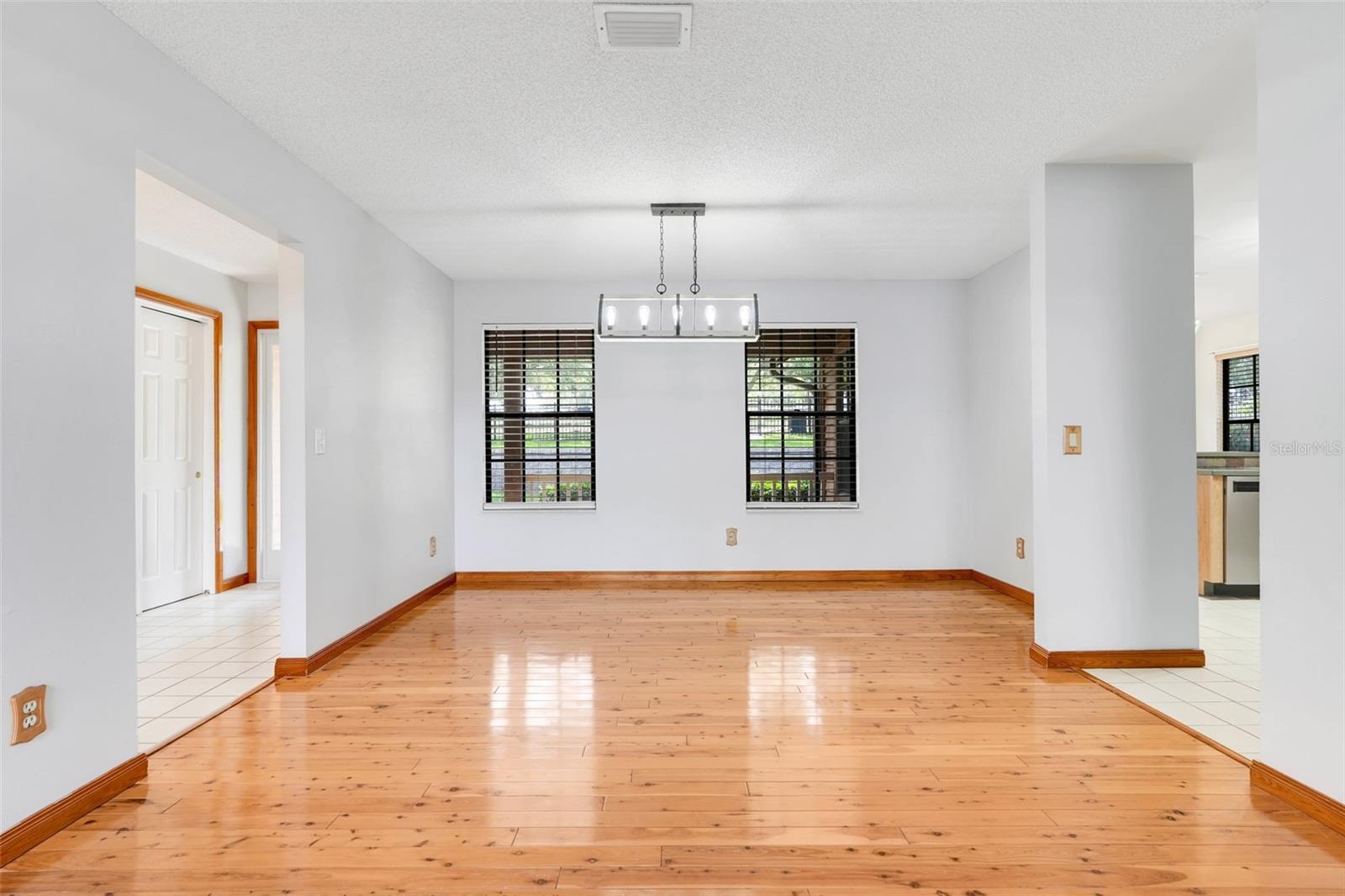 GROVELAND, Florida, 34736, United States, 4 Bedrooms Bedrooms, ,4 BathroomsBathrooms,Residential,For Sale,1695910
