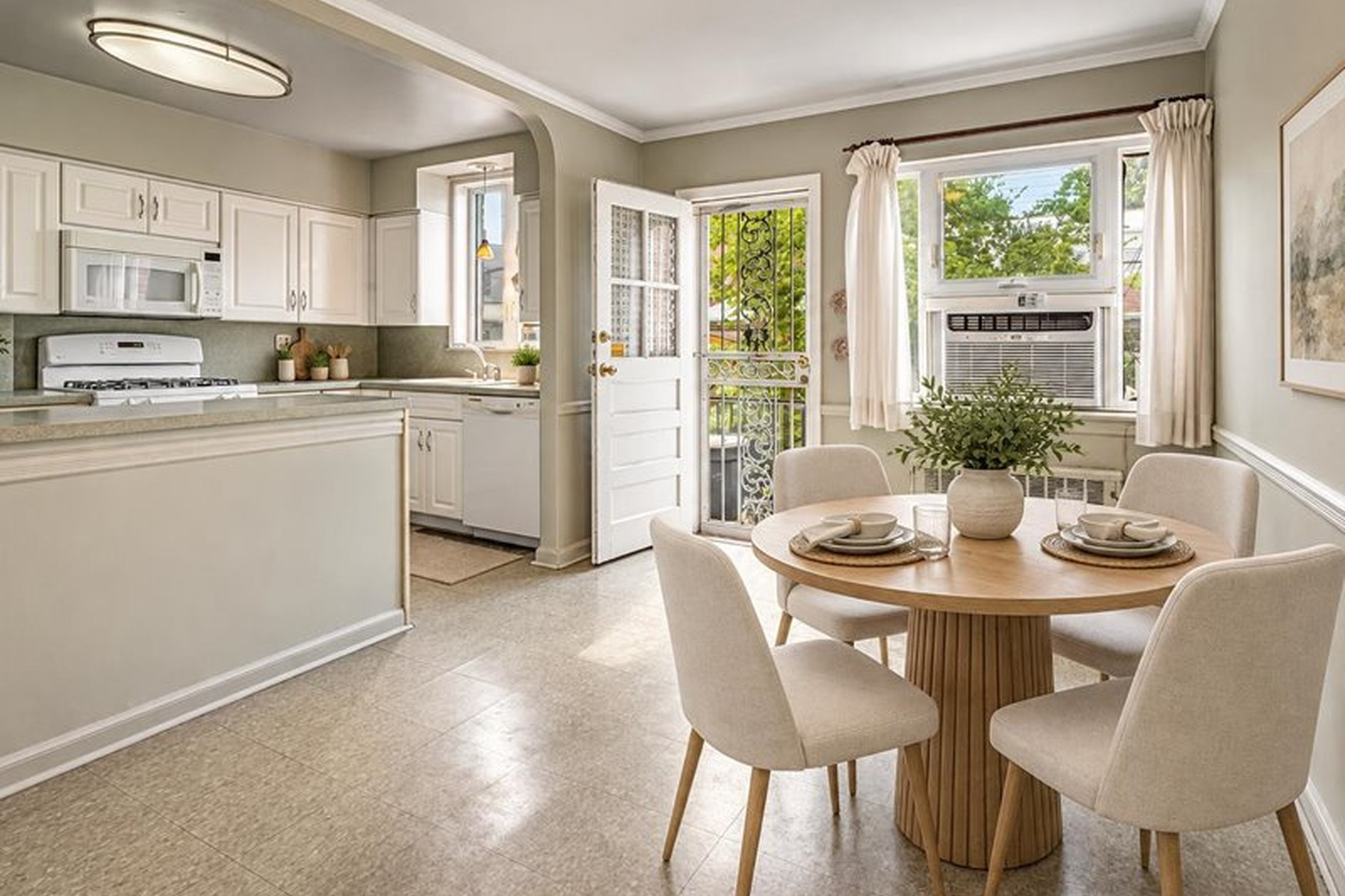  1016 71st Street, Brooklyn, NY, 11228 - 物件實景