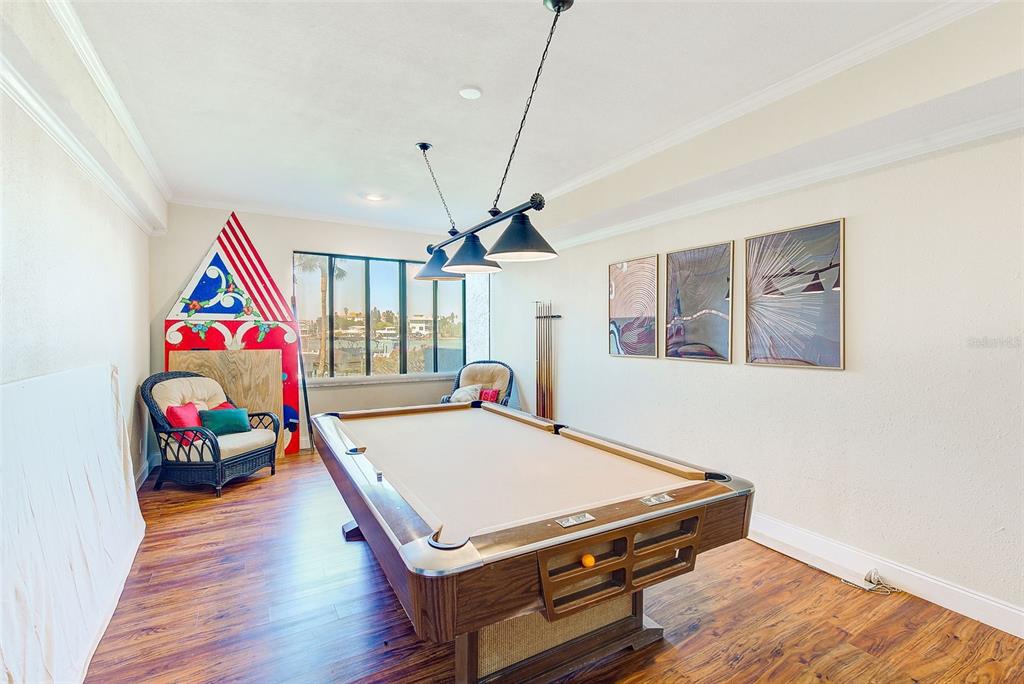 736 Island Way Unit 404, Clearwater Beach, Florida, 33767, United States, 2 Bedrooms Bedrooms, ,2 BathroomsBathrooms,Residential,For Sale,736 Island Way Unit 404,1542121
