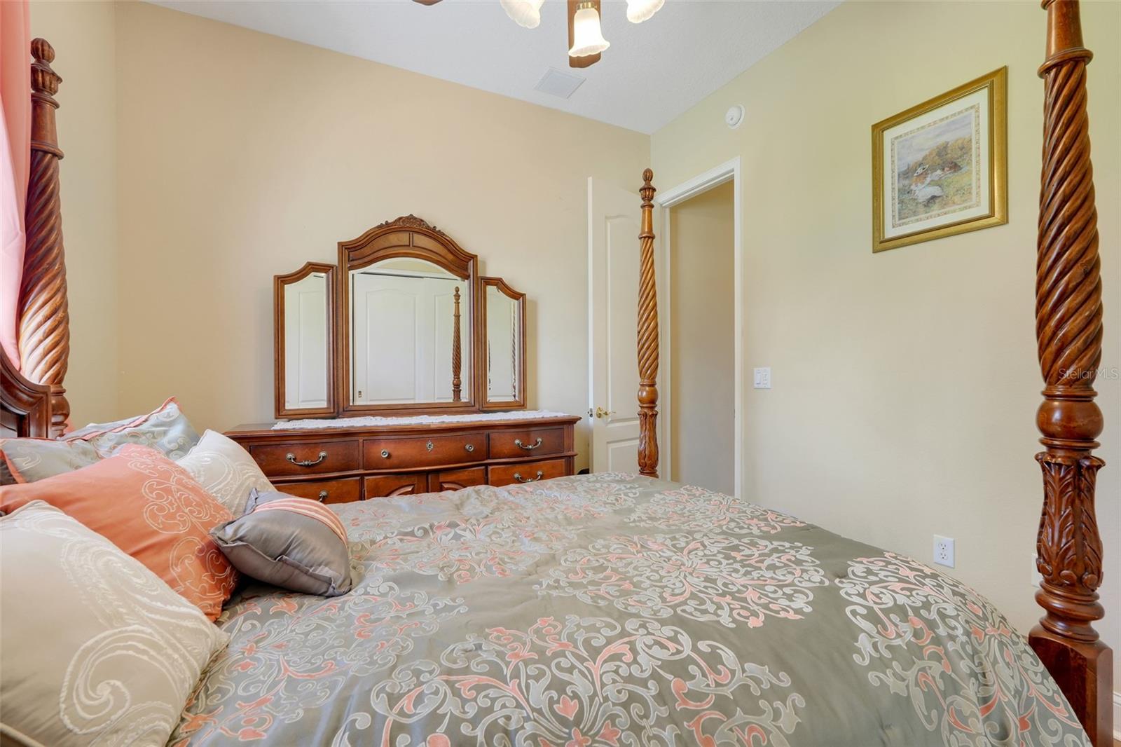 MINNEOLA, Florida, 34715, United States, 4 Bedrooms Bedrooms, ,4 BathroomsBathrooms,Residential,For Sale,1933322