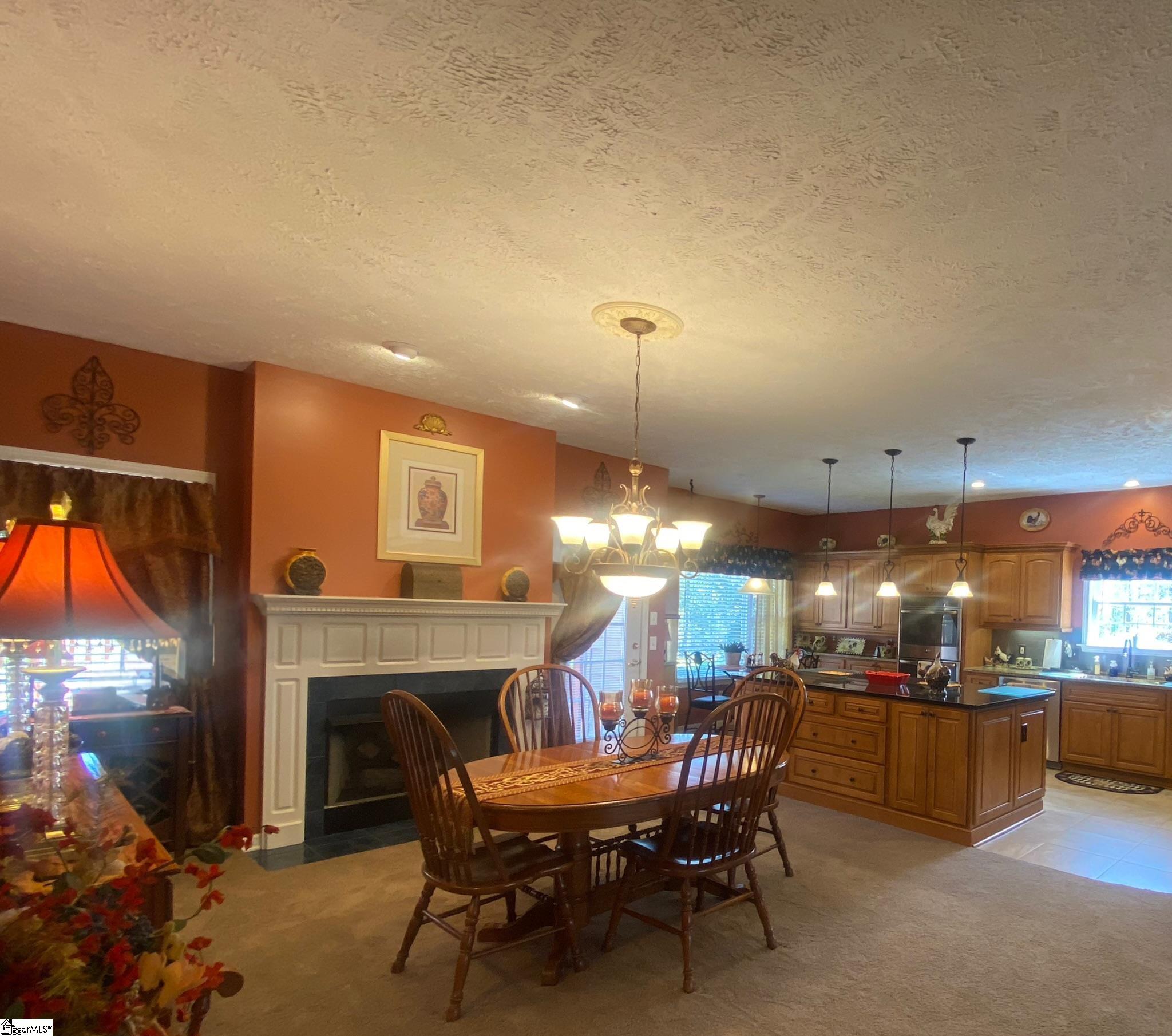 Seneca, South Carolina, 29672, United States, 4 Bedrooms Bedrooms, ,3 BathroomsBathrooms,Residential,For Sale,1927213
