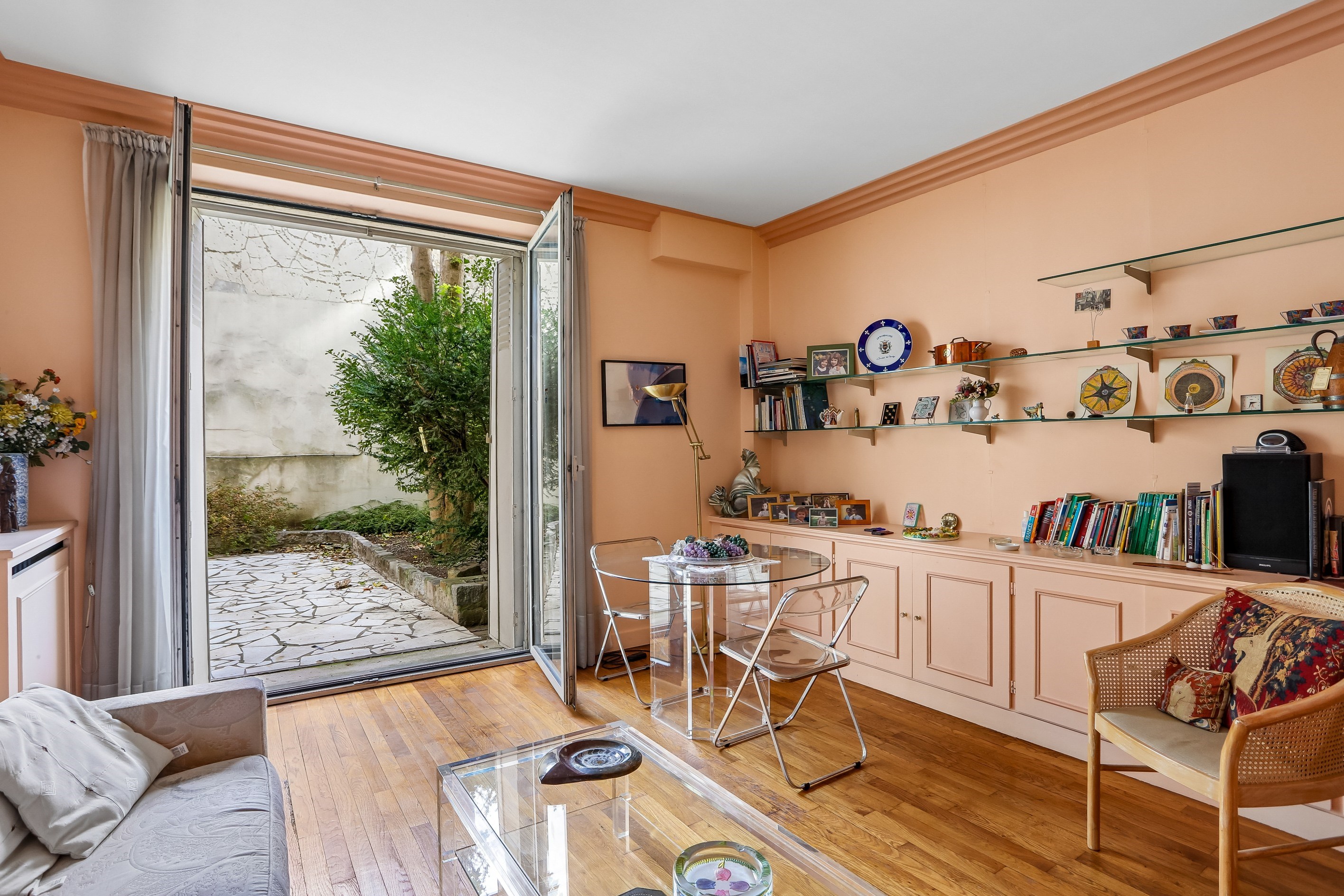  Auteuil / Avenue de Versailles. Apartment with a garden. - 物件實景
