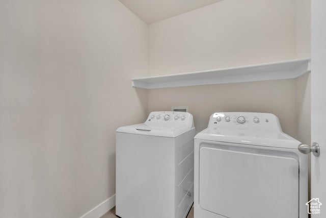 Eagle Mountain, Utah, 84005, United States, 3 Bedrooms Bedrooms, ,3 BathroomsBathrooms,Residential,For Sale,1978891