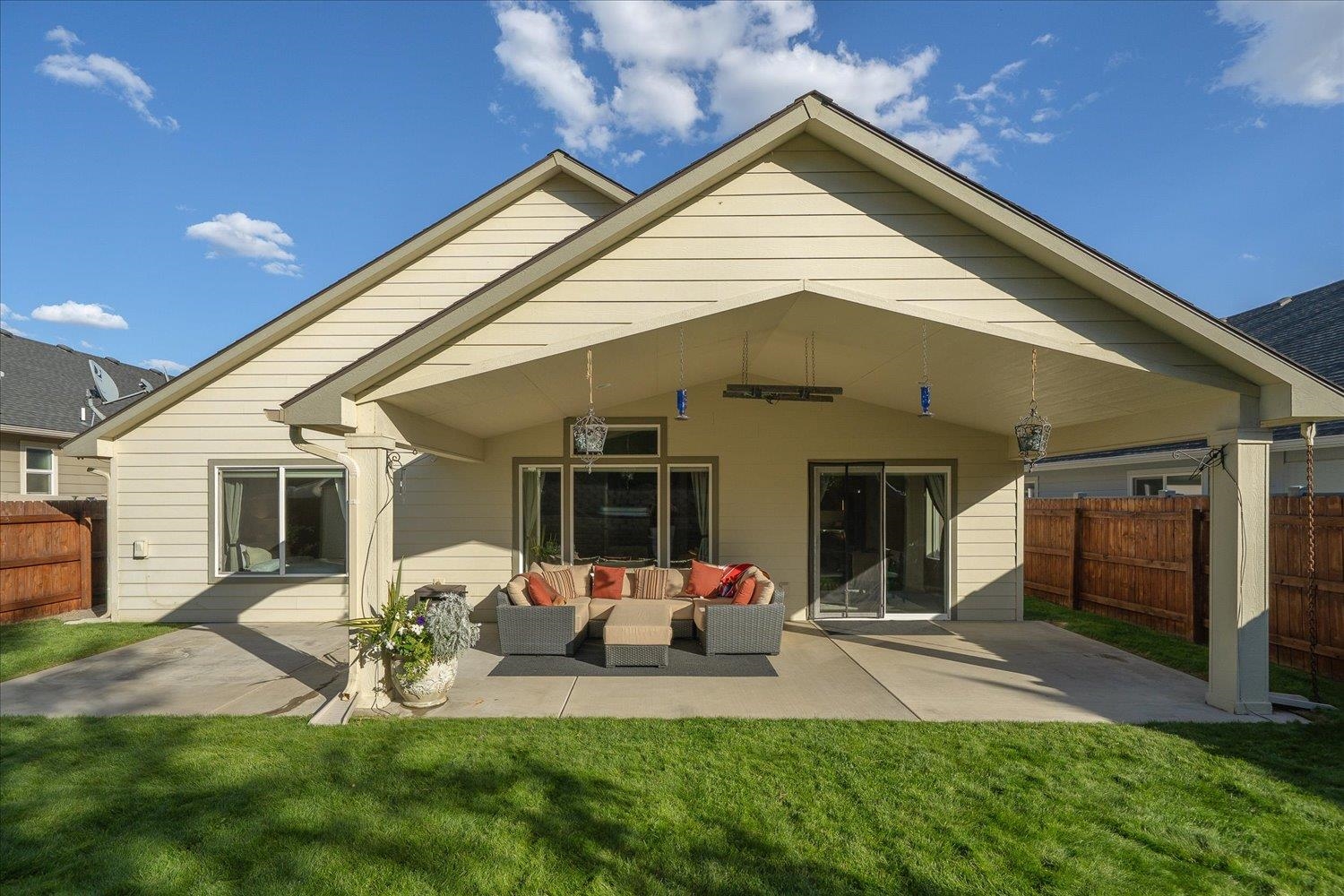 Spokane, Washington, 99224, United States, 4 Bedrooms Bedrooms, ,2 BathroomsBathrooms,Residential,For Sale,1977853