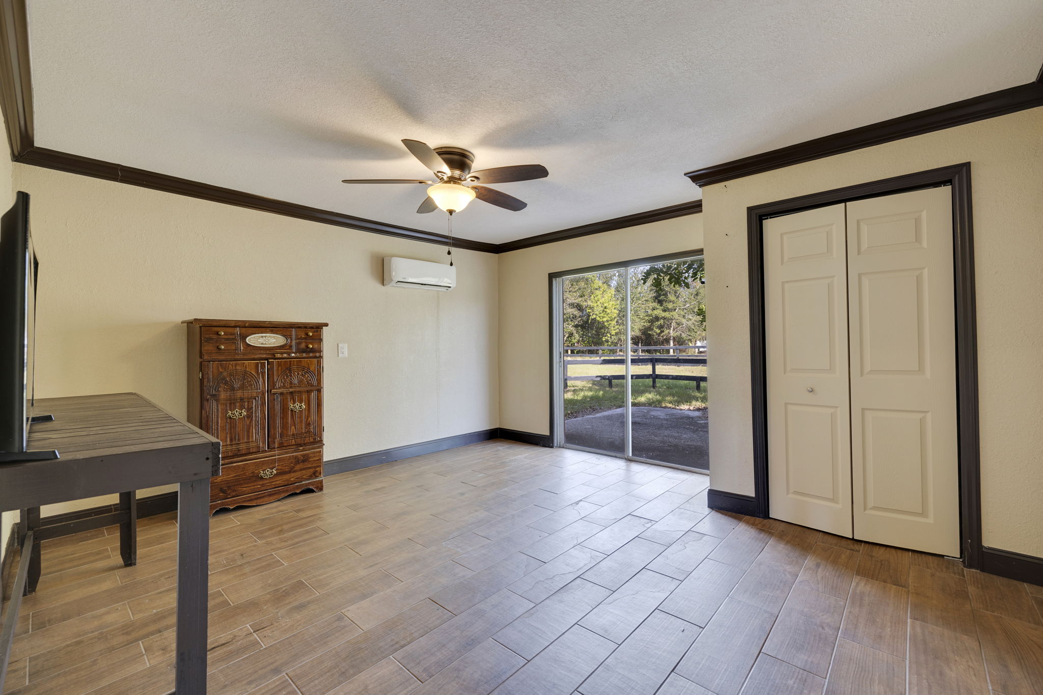 Palmetto, Florida, 34221, United States, 5 Bedrooms Bedrooms, ,4 BathroomsBathrooms,Residential,For Sale,1921911