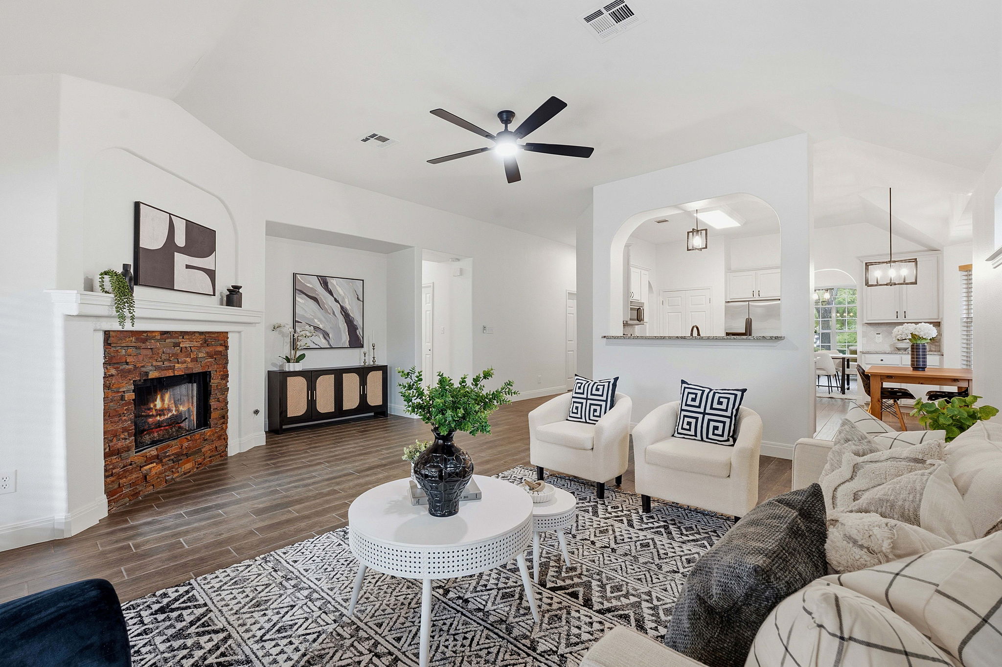  Step-Free Living on Quiet Loop  Recent Upgrades  Close-in Cedar Park - 物件實景