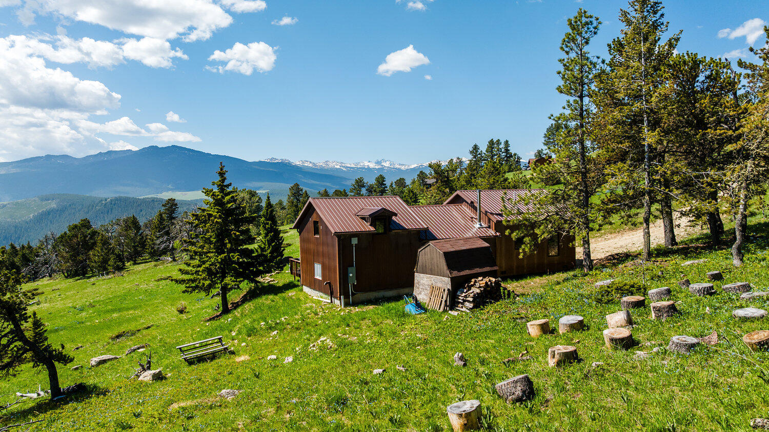Sheridan, Wyoming, 82801, United States, 3 Bedrooms Bedrooms, ,2 BathroomsBathrooms,Residential,For Sale,1890581