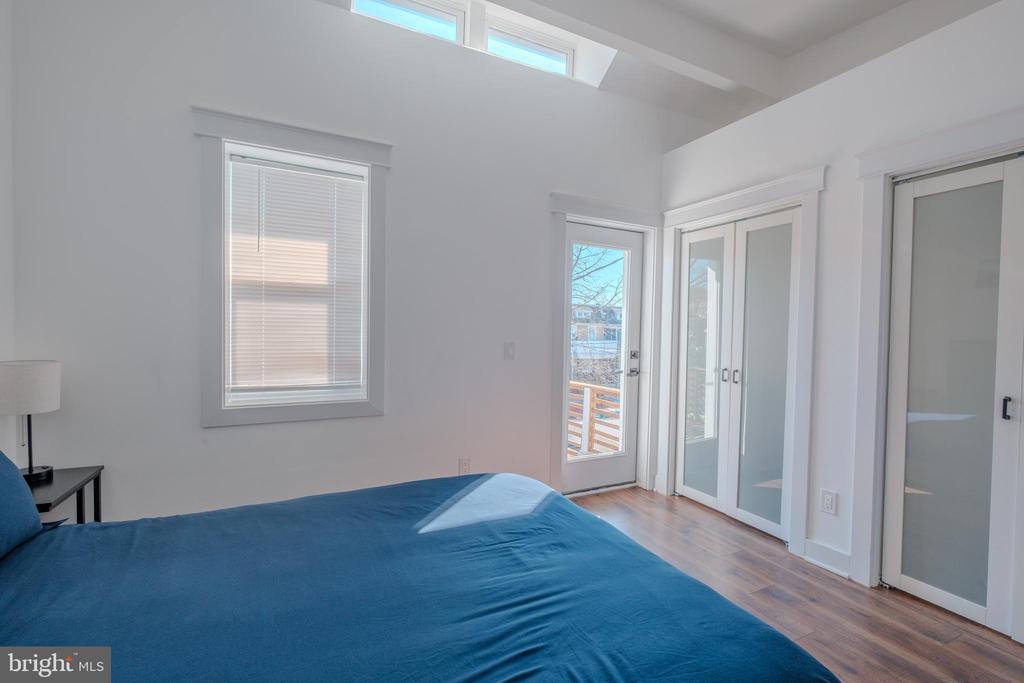 Washington, District of Columbia, 20011, United States, 4 Bedrooms Bedrooms, ,4 BathroomsBathrooms,Residential,For Sale,1895045