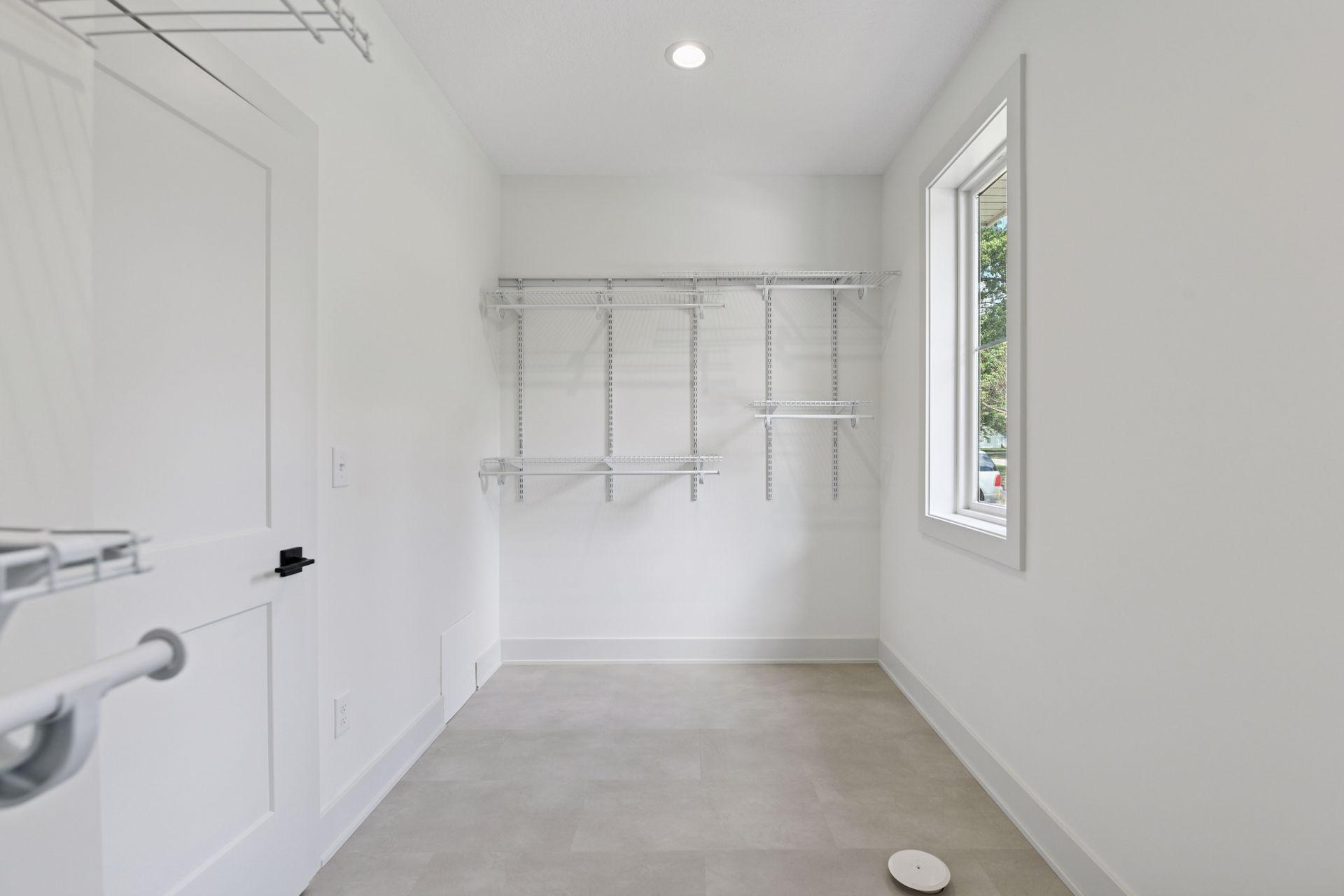Minnetonka, Minnesota, 55391, United States, 4 Bedrooms Bedrooms, ,3 BathroomsBathrooms,Residential,For Sale,1941623
